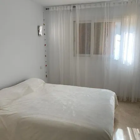 Vendégház Punta Prima 1 Room In Shared Apartment And Breakfast Torrevieja